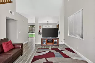 1936 Maplegrove Ln, Tracy, CA 95376 - Photo 5