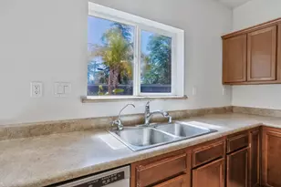 2192 Trimstone Way, Roseville, CA 95747 - Photo 9