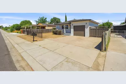 201 Barozzi Avenue, Modesto, CA 95351 - Photo 5