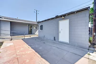 634 E Harney Lane, Lodi, CA 95242 - Photo 31