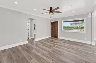 634 E Harney Ln, Lodi, CA 95242 - Photo 5