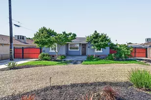 634 E Harney Ln, Lodi, CA 95242 - Photo 19