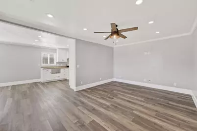 634 E Harney Lane, Lodi, CA 95242 - Photo 15