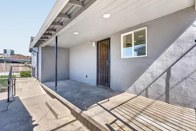 634 E Harney Lane, Lodi, CA 95242 - Photo 27