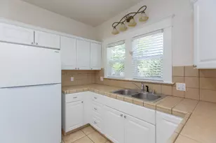 1027 W 21st St, Merced, CA 95340 - Photo 25