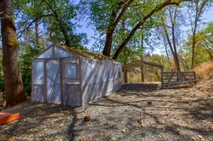 15241 Magnolia Rd, Grass Valley, CA 95949 - Photo 3