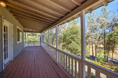 15241 Magnolia Road, Grass Valley, CA 95949 - Photo 19