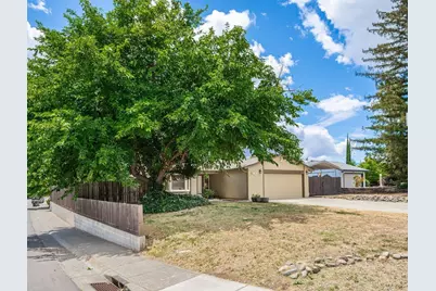 5612 Andes Court, Sacramento, CA 95842 - Photo 3
