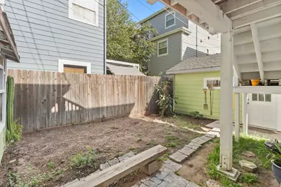 1911 20th Street, Sacramento, CA 95811 - Photo 23