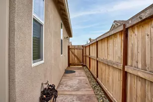 1696 Firebrite Ct, Hughson, CA 95326 - Photo 29