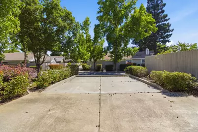 1615 Woodhill Drive, Roseville, CA 95661 - Photo 31