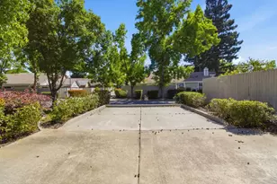 1615 Woodhill Dr, Roseville, CA 95661 - Photo 31