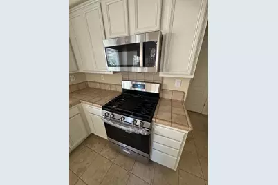 17359 Stone Celler Way, Lathrop, CA 95330 - Photo 15