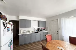 7084 Remo Way, Sacramento, CA 95822 - Photo 3