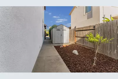 9668 Sea Cliff Way, Elk Grove, CA 95758 - Photo 27