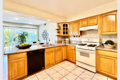 3214 N Trentwood Way, Sacramento, CA 95822 - Photo 15