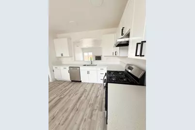 8226 Windmill Oaks Place, Antelope, CA 95843 - Photo 13