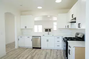 8226 Windmill Oaks Pl, Antelope, CA 95843 - Photo 5