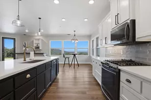 5072 Banca Ct, Browns Valley, CA 95918 - Photo 9