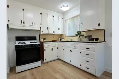5838 41st Street, Sacramento, CA 95824 - Photo 11