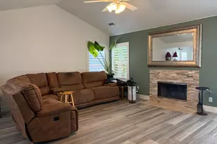 322 Culbertson Dr, Lodi, CA 95240 - Photo 3