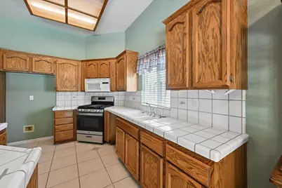 1165 Portola Valley Road, Yuba City, CA 95993 - Photo 15
