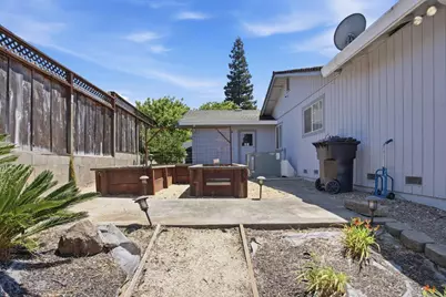 6701 Arrowwood Drive, Riverbank, CA 95367 - Photo 19