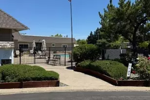 Cedar Circle, Folsom, CA 95630 - Photo 43
