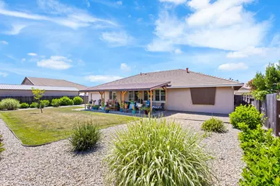 2011 Roy Ranch Way, Plumas Lake, CA 95961 - Photo 29