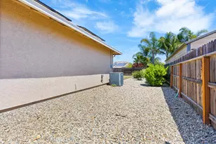 2011 Roy Ranch Way, Plumas Lake, CA 95961 - Photo 25