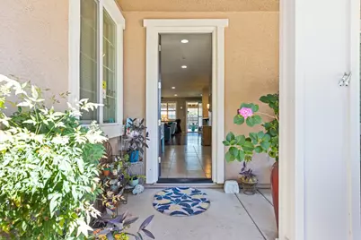 2011 Roy Ranch Way, Plumas Lake, CA 95961 - Photo 5