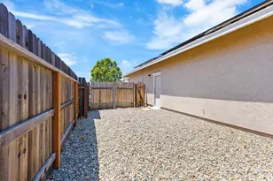 2011 Roy Ranch Way, Plumas Lake, CA 95961 - Photo 45