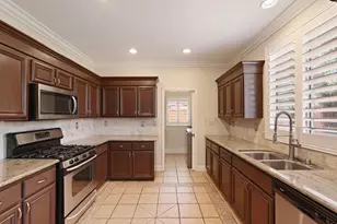 5627 Vintage Cir, Stockton, CA 95219 - Photo 9