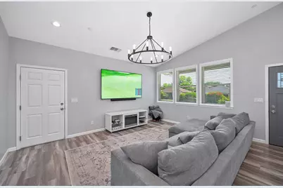 403 Niles Ave, Roseville, CA 95678 - Photo 11