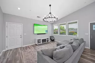 403 Niles Ave, Roseville, CA 95678 - Photo 11