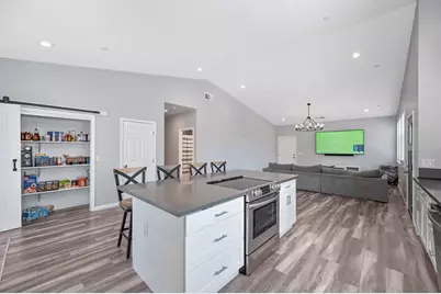 403 Niles Ave, Roseville, CA 95678 - Photo 9