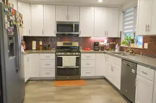 5008 Deerpark Cir, Fair Oaks, CA 95628 - Photo 11