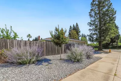 1660 Stabler Lane, Yuba City, CA 95993 - Photo 5