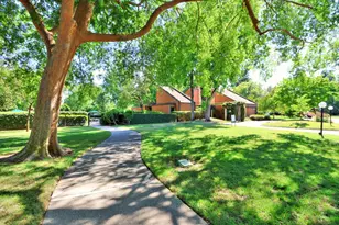 2238 Woodside Ln, Sacramento, CA 95825 - Photo 39