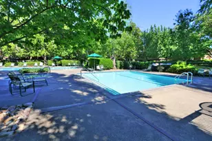 2238 Woodside Ln, Sacramento, CA 95825 - Photo 47