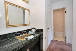 2238 Woodside Ln, Sacramento, CA 95825 - Photo 25