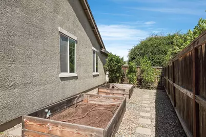 17195 Rail Way, Lathrop, CA 95330 - Photo 45