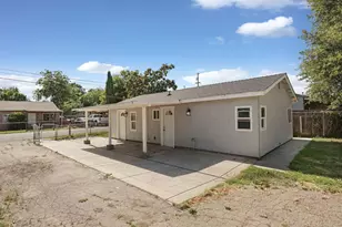 1628 N Golden Gate, Stockton, CA 95205 - Photo 5