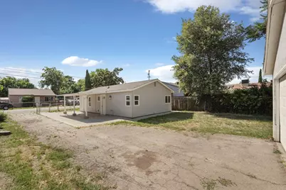 1628 N Golden Gate, Stockton, CA 95205 - Photo 7