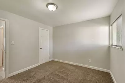 1628 N Golden Gate, Stockton, CA 95205 - Photo 19