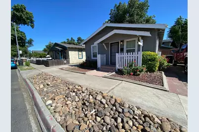 112 Almond Avenue, Modesto, CA 95354 - Photo 1