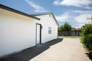 6817 Sandrock, Sacramento, CA 95828 - Photo 51