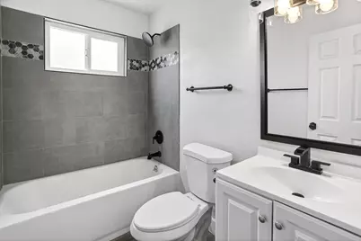 6817 Sandrock, Sacramento, CA 95828 - Photo 15