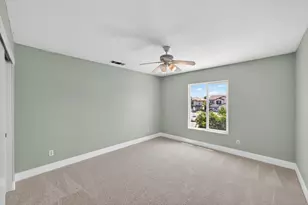 7701 Tamarindo Bay Dr, Sacramento, CA 95828 - Photo 49