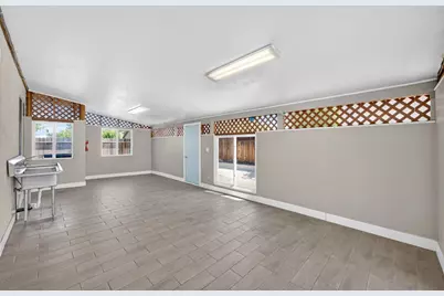 7701 Tamarindo Bay Drive, Sacramento, CA 95828 - Photo 51